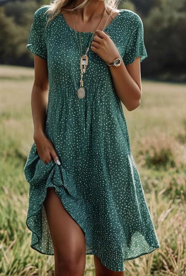 Emma - Robe midi à pois verte chic à manches courtes