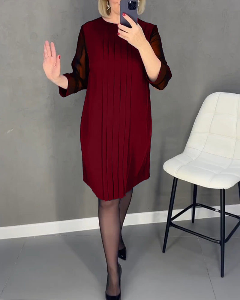 Joséphine – Robe en denim tendance avec une silhouette moderne
