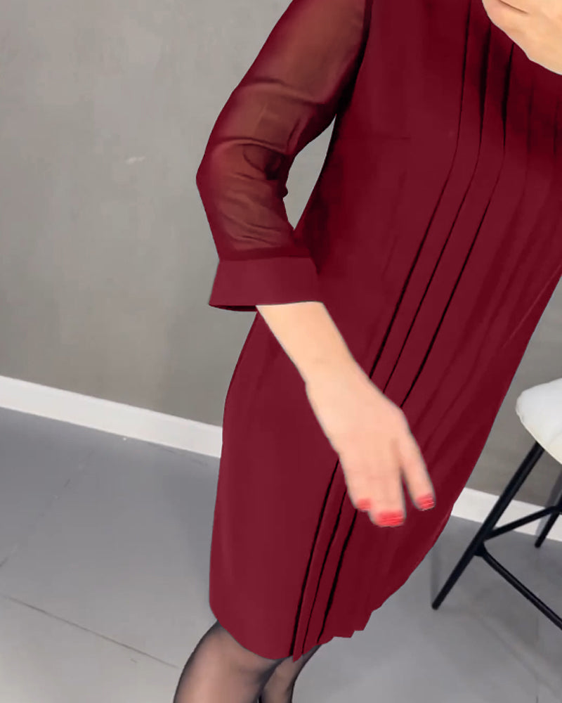 Joséphine – Robe en denim tendance avec une silhouette moderne