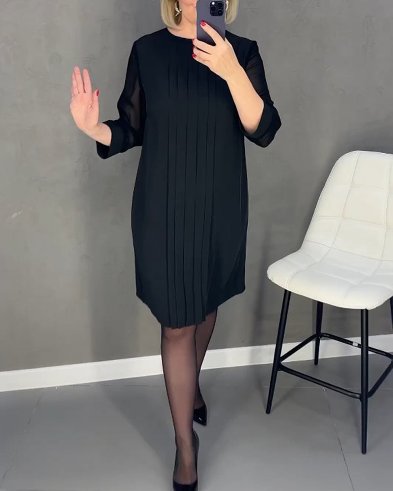 Joséphine – Robe en denim tendance avec une silhouette moderne
