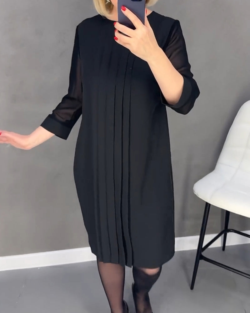 Joséphine – Robe en denim tendance avec une silhouette moderne