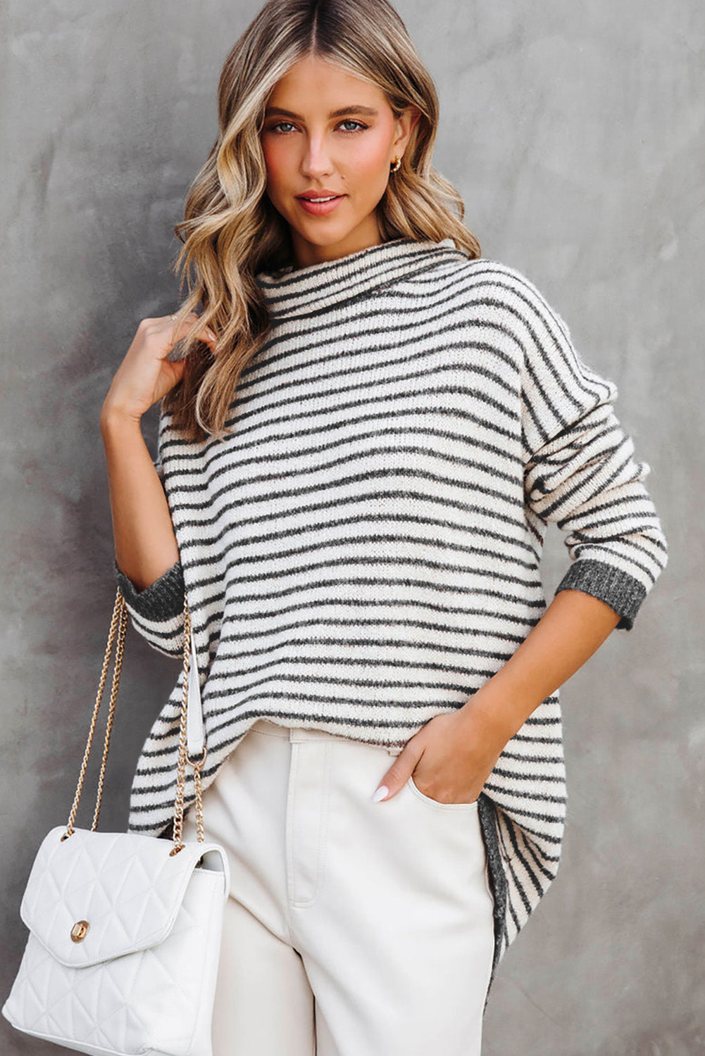 Théa – Pull col roulé gris à rayures, ample et confortable