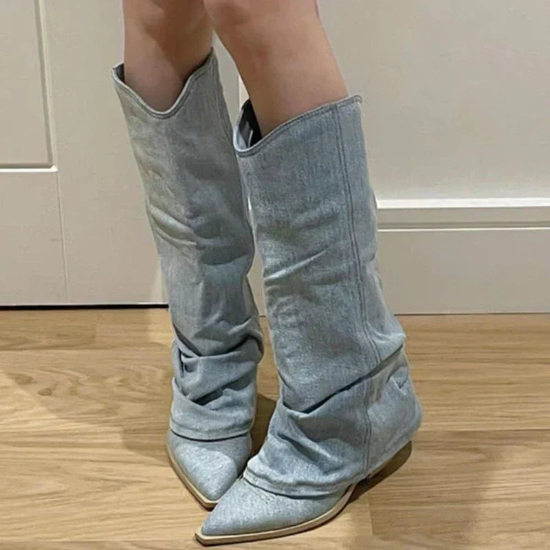 Chloé – Bottes en denim à hauteur de genou pour un style tendance