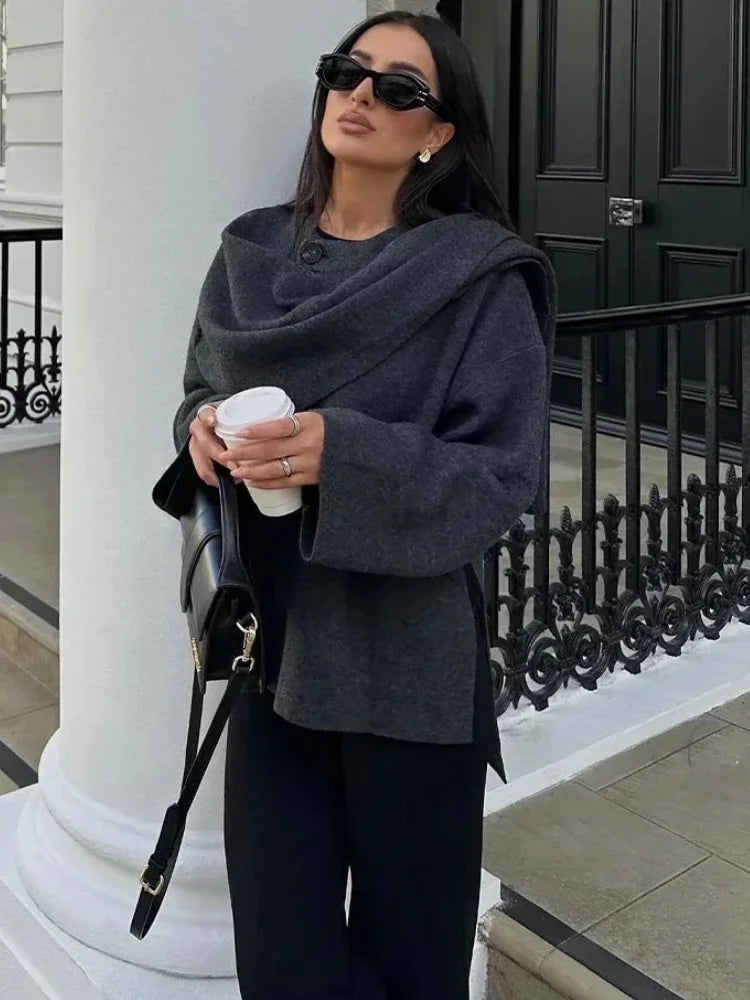 Anaïs – Manteau asymétrique avec écharpe, unique et élégant