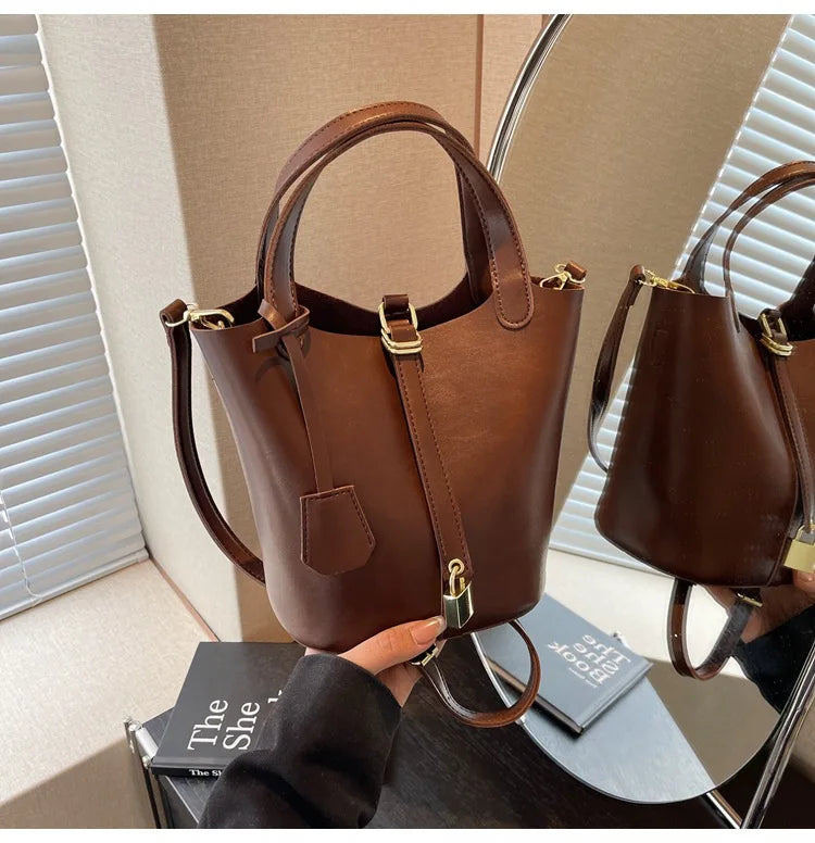 Sophie – Sac bandoulière seau tendance avec un design original