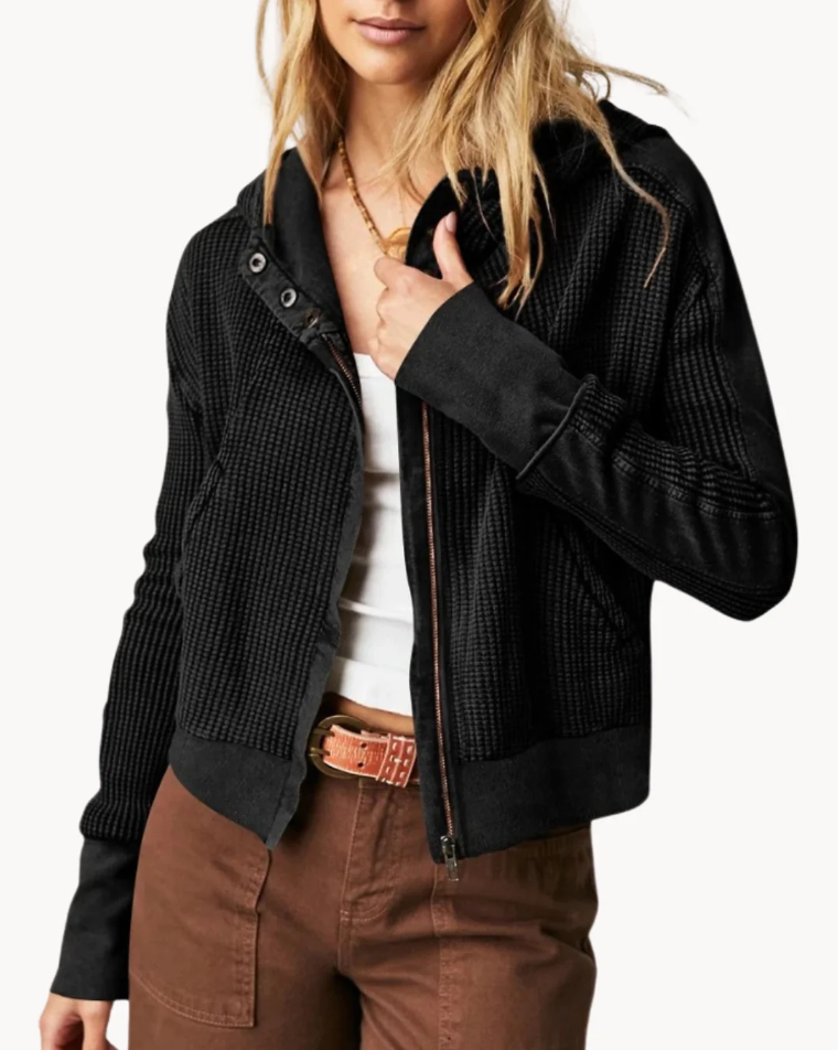 Céleste – Manteau pour femmes en tissu doux et luxueux avec poches décoratives