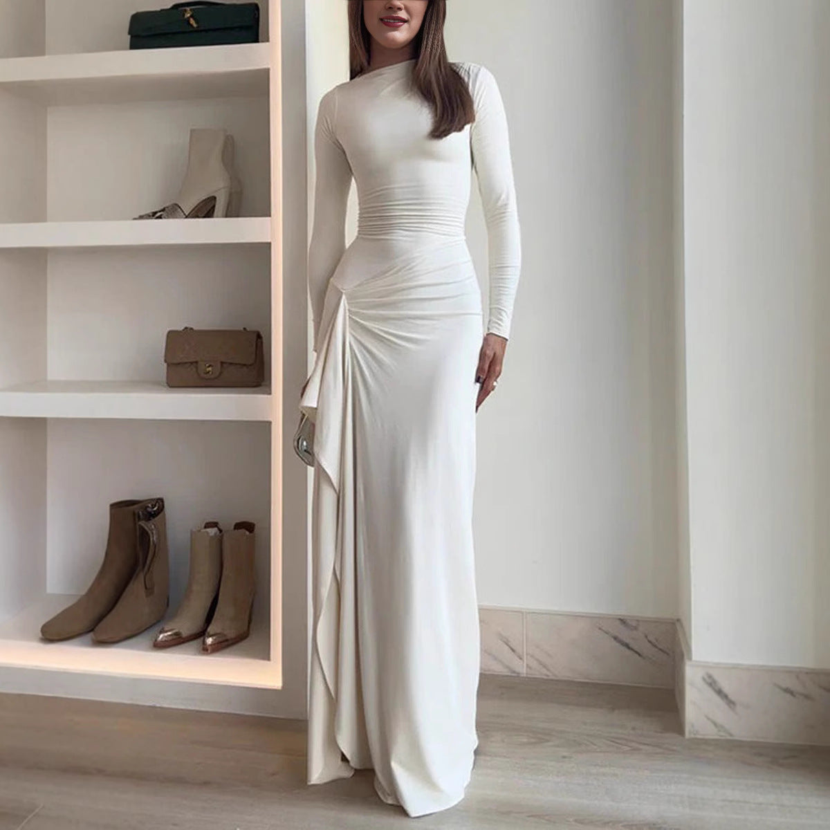 Robe longue asymétrique à manches longues rose