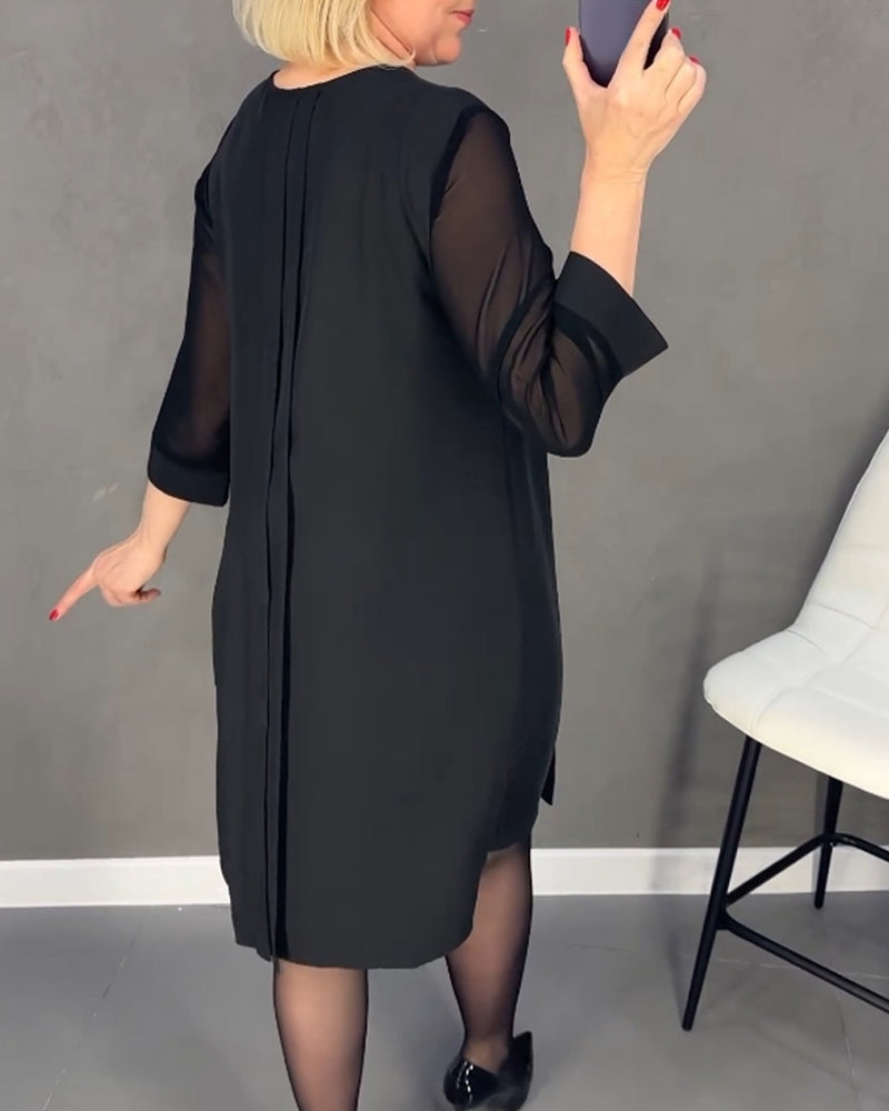 Joséphine – Robe en denim tendance avec une silhouette moderne