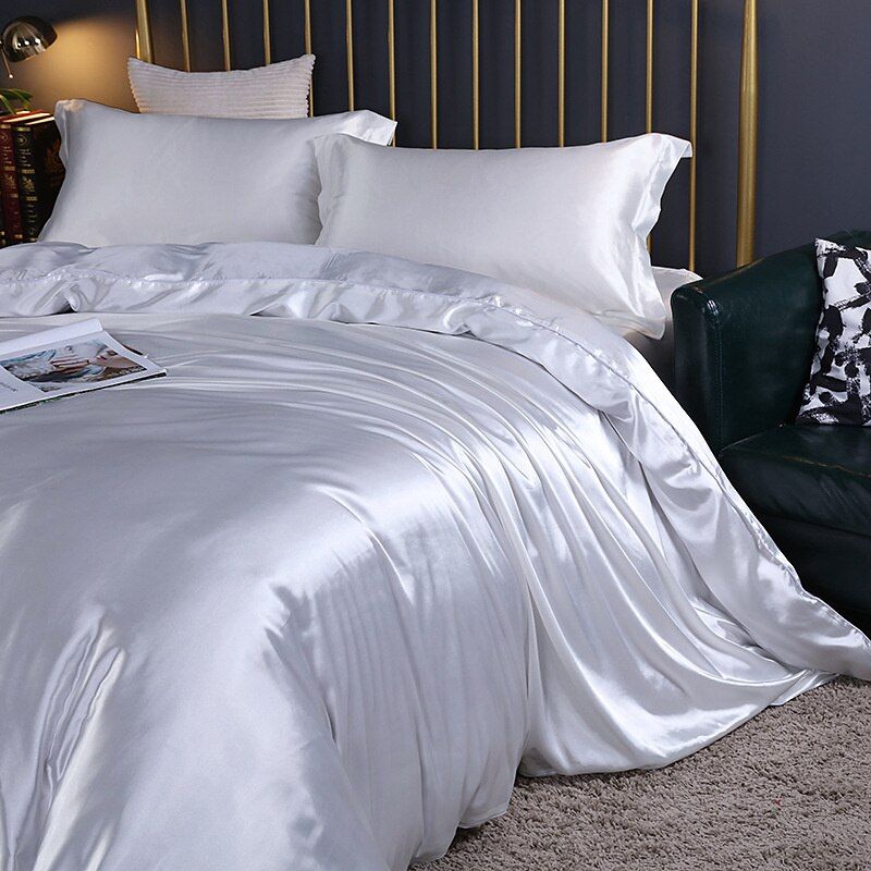 SatinLuxe – Ensemble de literie en soie/satin de 4 pièces avec housse de couette, taies d’oreiller et drap