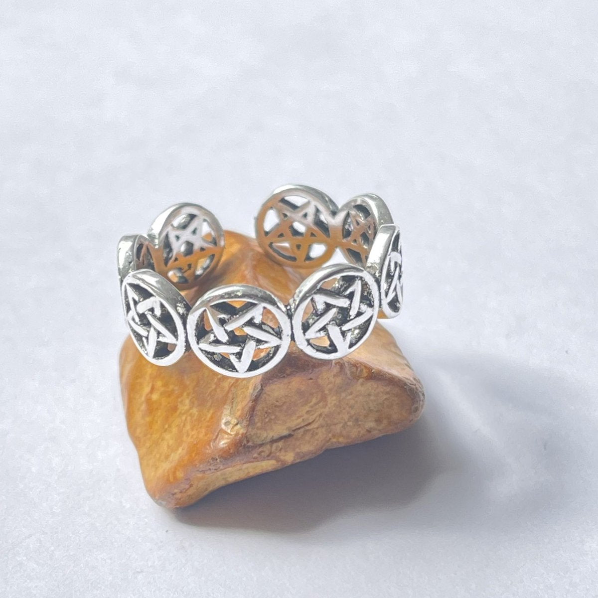 Claire – Bague pentagramme tibétain