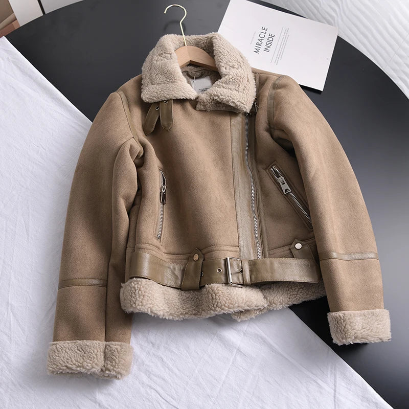 Olivia Suede Luxe - Manteau d'hiver élégant en daim