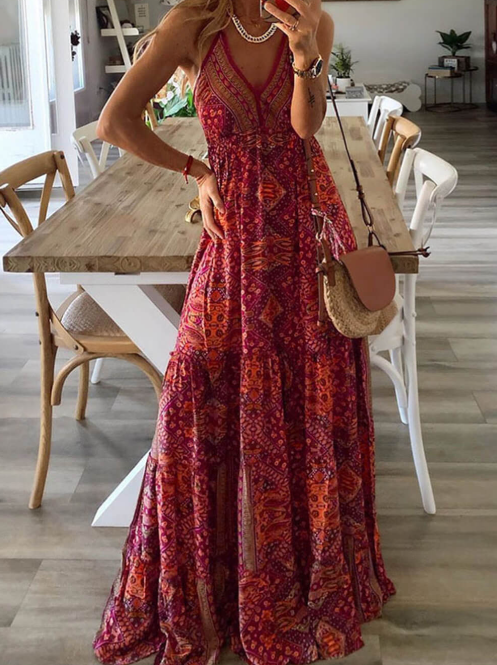 Amira - Maxi jupe à taille haute avec imprimé floral et décolleté en V