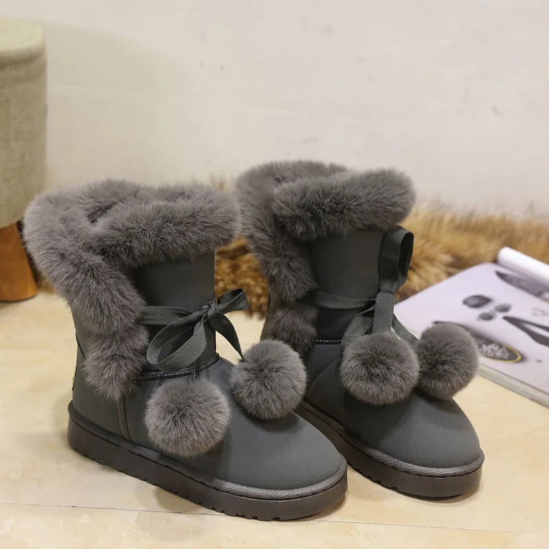 Ingrid - Bottes d'hiver élégantes avec décoration pompon