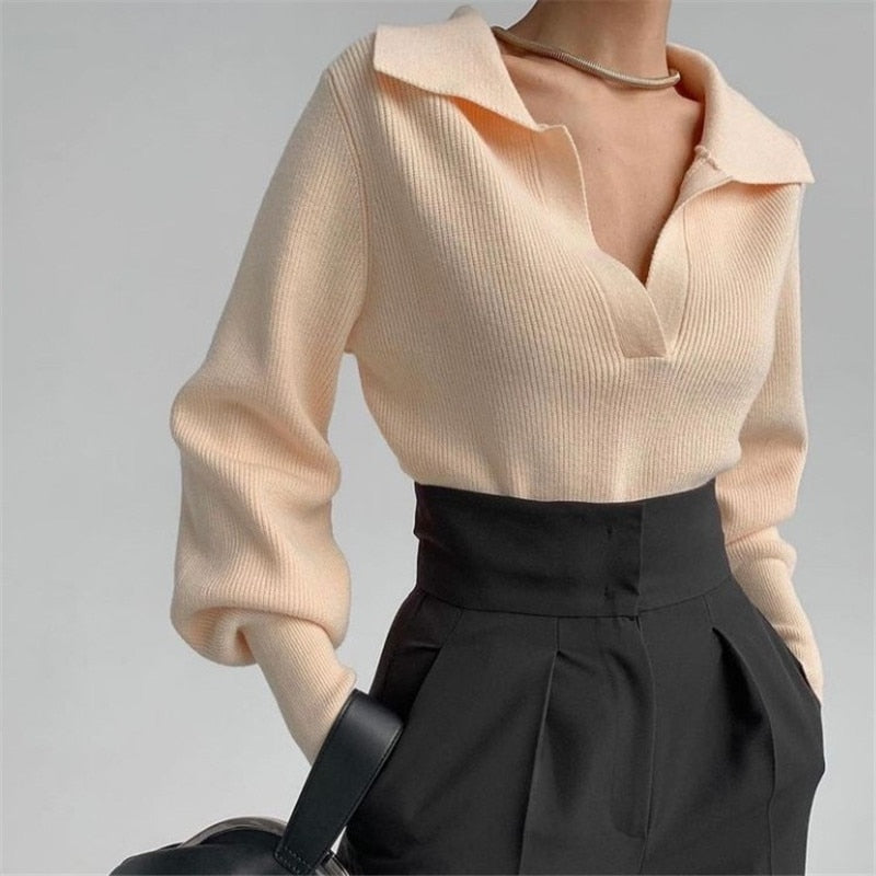 Rosa - Pull beige avec col élégant