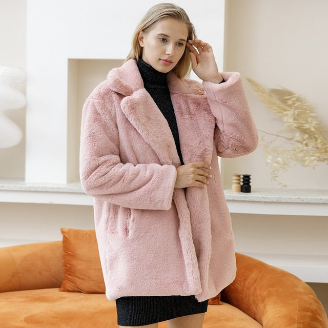 Mila Cozy - Manteau en fausse fourrure pour cet hiver