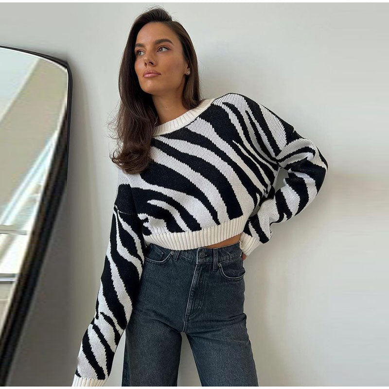 Léa - Pull imprimé zèbre noir et blanc pour un look sauvage